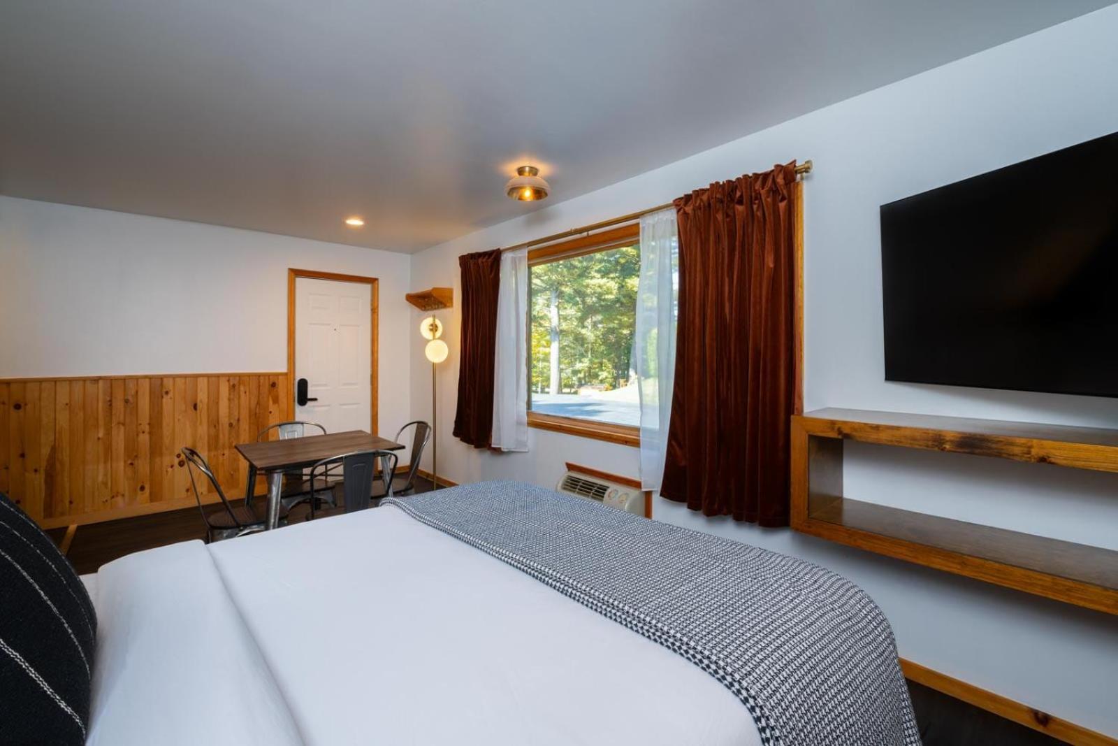 Town House Lake Placid