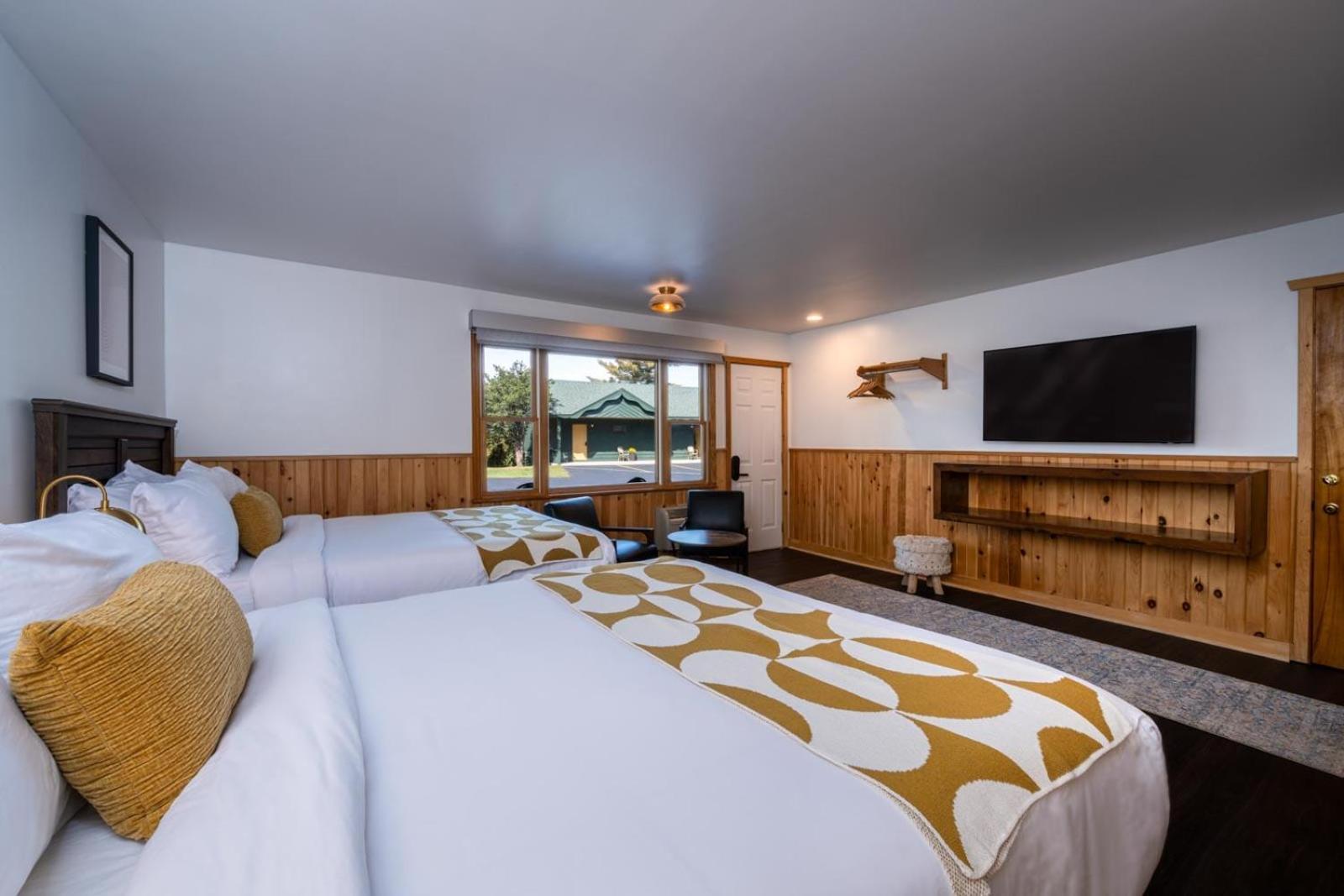 Town House Lodge Lake Placid